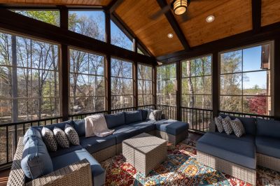 Cozy Sunroom Lounge